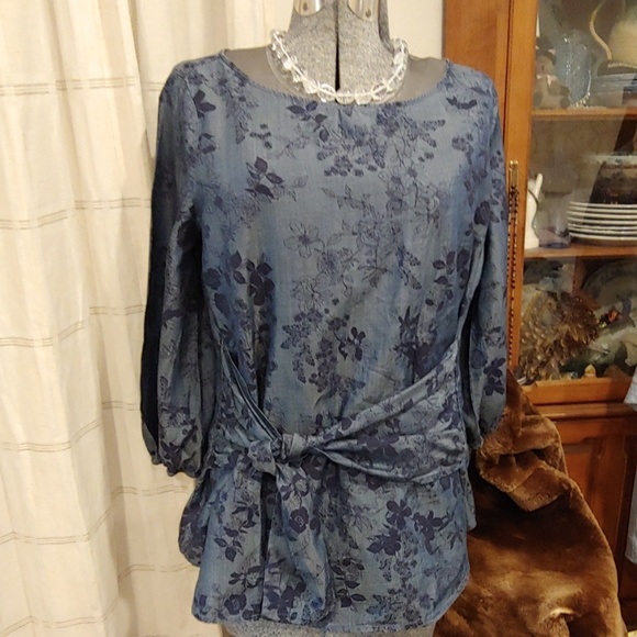 Liz Claiborne Tops - LizClaiborn. Floral Print Sash Top